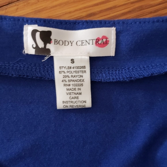 Blue top - Picture 3 of 3